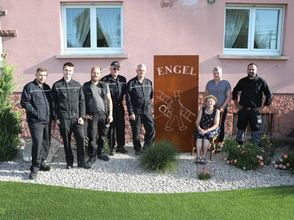 BACKGROUND | Ramonage ENGEL À propos de Ramonage Engel Kingersheim 0
